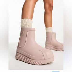 ADIDAS ADIFOAM wonder Taupe Rain Casual Boots Size 7.5 Women Light Pink